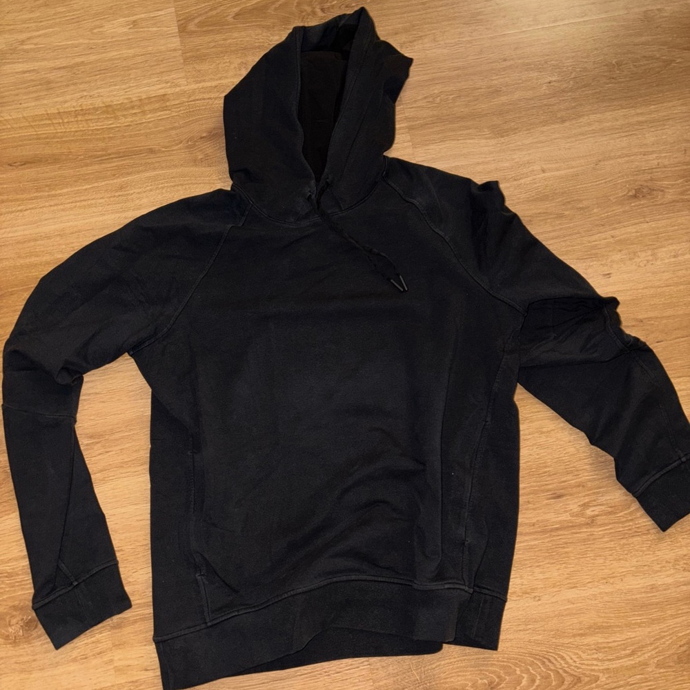 City Sweat Hoodie in Black (size M)